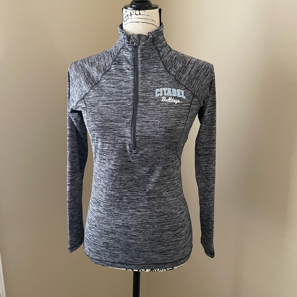 Under Armour Women's Gray Quarter-Zip Top